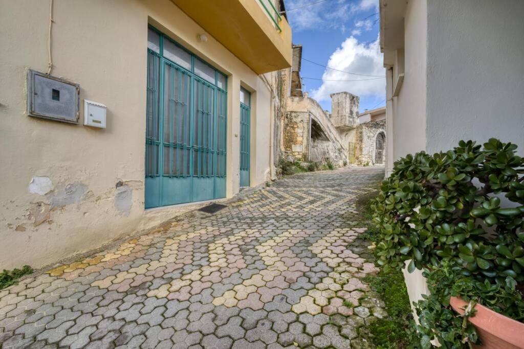 Traditional Cretan Stone House In The Center Of Crete Litos Extérieur photo